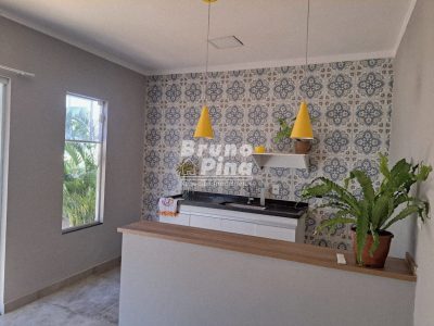 Casa a venda no Jardim América com Suíte, Closet e Edícula Completa