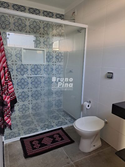 Casa a venda no Jardim América com Suíte, Closet e Edícula Completa