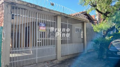 CASA NO ALTOS DA CIDADE – EXCELENTE PARA MORADIA, COMÉRCIO OU RENDA!