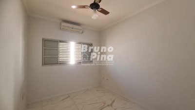 CASA A VENDA NO JARDIM OLÍMPICO COM PISCINA!