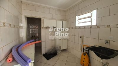 CASA A VENDA NO JARDIM OLÍMPICO COM PISCINA!