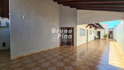 CASA A VENDA NO JARDIM OLÍMPICO COM PISCINA!