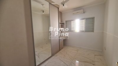 CASA A VENDA NO JARDIM OLÍMPICO COM PISCINA!