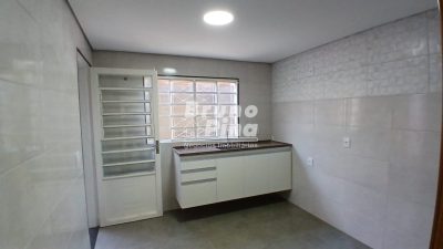 CASA NO GEISEL – 02 DORMITÓRIOS PRONTA PARA MORAR
