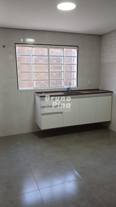 CASA NO GEISEL – 02 DORMITÓRIOS PRONTA PARA MORAR